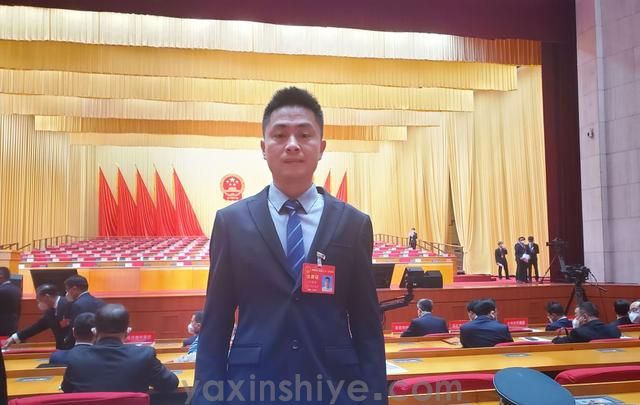 长沙J9集团电器工会副主席刘焕林受邀参加市工会第二十一次代表大会(图4)